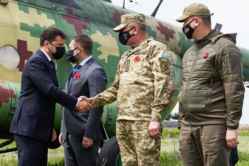 Zelensky llega a la región de Lugansk con los embajadores de los países del G7 y la UE