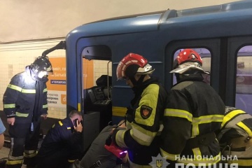 Київське метро поновило роботу — пасажира на «Арсенальній» врятували