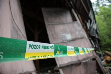 Орендатор складів у Врбетице міг контактувати з російськими ГРУшниками — ЗМІ