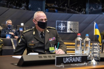 Хомчак на Військовому комітеті НАТО: Росія тримає біля України 80 тисяч особового складу