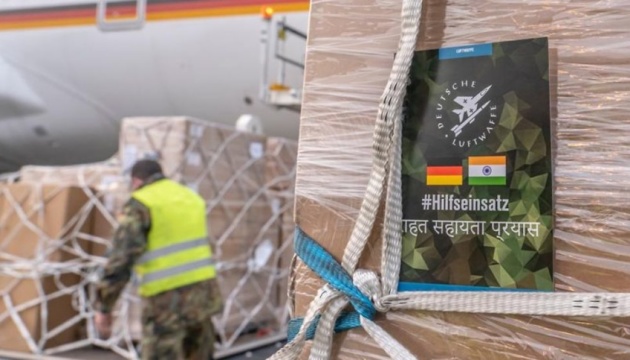 Перший німецький літак з меддопомогою вилетів до Індії