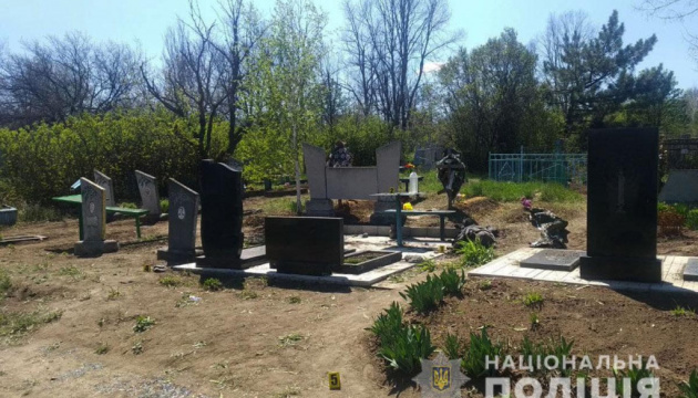 Ostukraine: Mann bei Explosion auf Friedhof nahe Frontlinie getötet