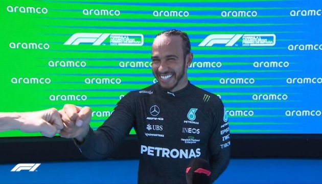 Формула-1: Гемілтон виграв кваліфікацію Гран-прі Іспанії і здобув сотий поул в кар’єрі 