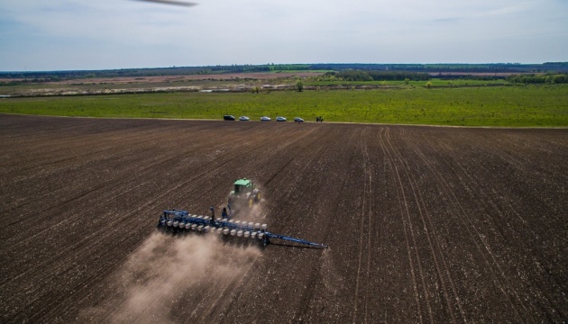 В Україні вже посіяли понад 620 тисяч гектарів зернових та зернобобових