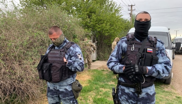 Human rights activists report on over 230 cases of political prosecution in occupied Crimea