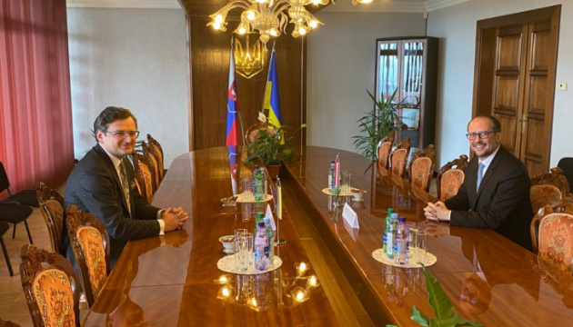 Глави МЗС України та Австрії обговорили зміцнення відносин між країнами
