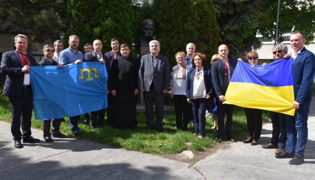 Українська громада Словаччини вшанувала пам’ять жертв геноциду кримських татар