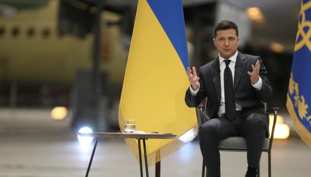 Второй год президентства: украинцы оценили победы и неудачи Зеленского