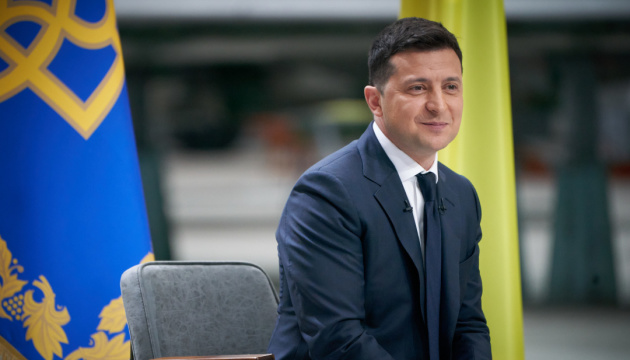 Zelensky asks Stefanchuk to convene extraordinary parliament meeting