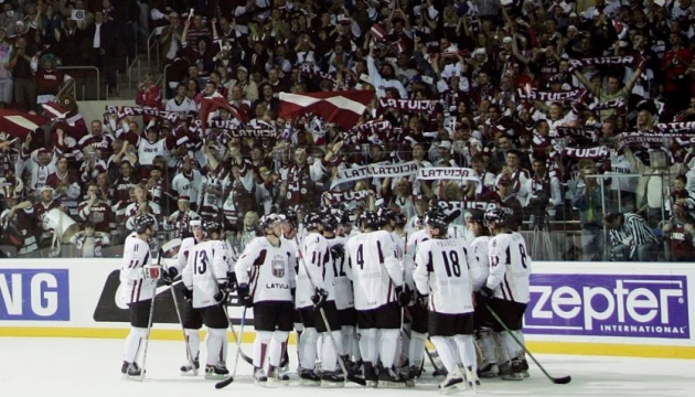 Канада сенсаційно програла Латвії на старті чемпіонату світу з хокею