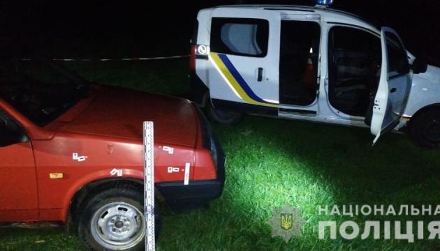 На Львівщині поранили поліцейського і двох лісничих На Львівщині поранили поліцейського і двох лісничих