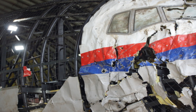 Sprawa MH17. Sąd w wojskowej bazie lotniczej i oszołomieni sędziowie