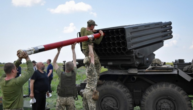 На полігоні Широкий лан випробували нові українські снаряди до «Градів»