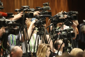 Громадські організації та медіа закликають Президента підписати закон про відкритість Ради