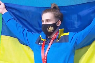 Українські важкоатлети виграли 11 медалей на юніорському ЧС