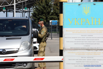 Ukraine to start modernizing border checkpoints next year - Zelensky