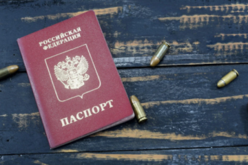 ドンバス被占領地住民への国籍付与を根拠に対露制裁を発動すべき＝ウクライナ外相