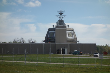 США почали розгортати бойову систему Aegis Ashore у Польщі