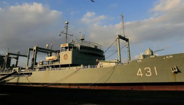 Іранський військовий корабель загорівся на навчаннях у Перській затоці