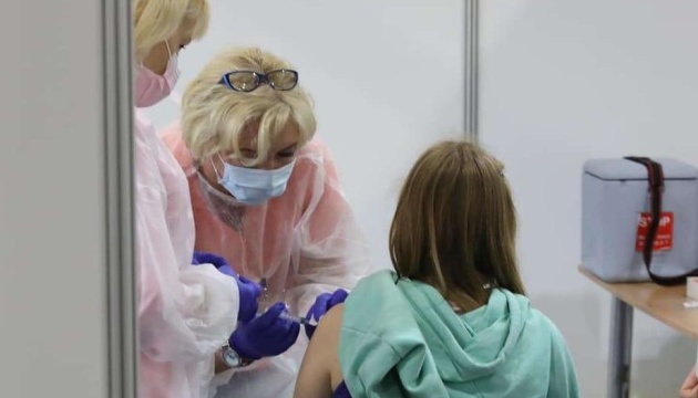 Over 118,000 COVID-19 vaccine doses given in Ukraine on Sept 15