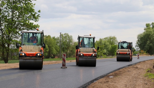 На Чернігівщині завершується ремонт дороги Ніжин – Пирятин