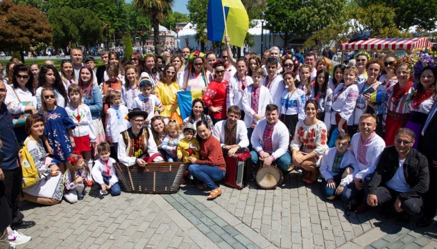 У Стамбулі дітей української діаспори запросили до табору «Барвінок»