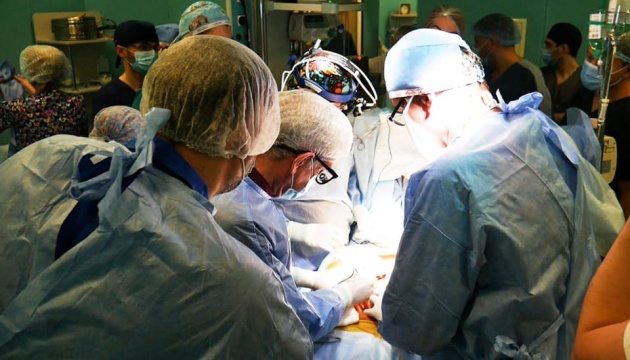 Львівські лікарі вперше зробили пересадку серця і нирок