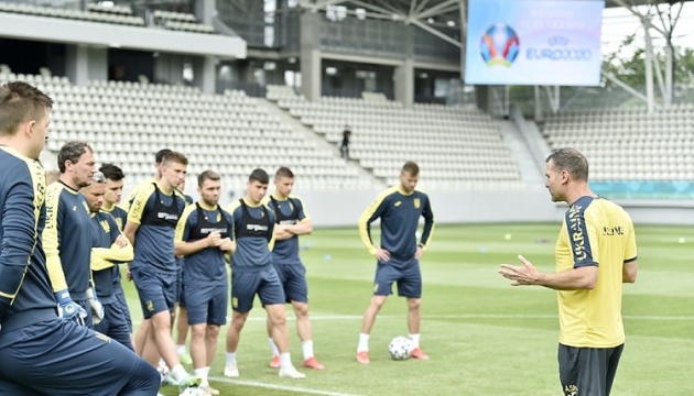 Збірна України визначилася із заявкою на матч з Північною Македонією