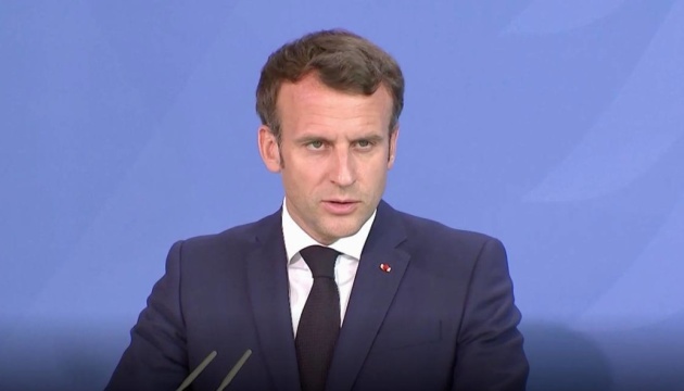 Macron: Russian missile strikes on Ukraine are war crimes that cannot go unpunished 