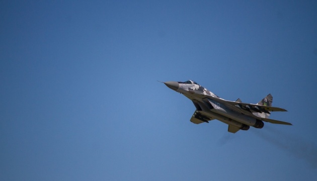 Один льотчик ВПС України знищив 6 російських літаків – Міноборони