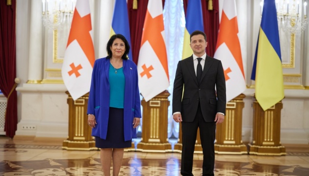 Zelensky, Zourabichvili meet at Mariinsky Palace