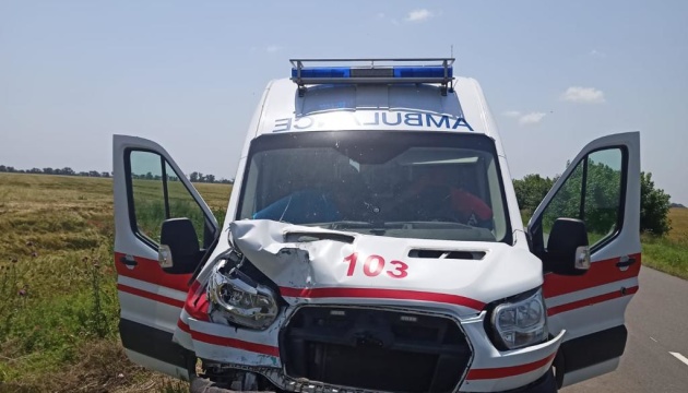 На Одещині зіткнулися «швидка» та авто морської охорони, постраждало немовля