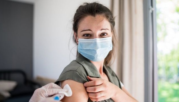 Одну дозу COVID-вакцини вже отримали понад 87% освітян — Шкарлет