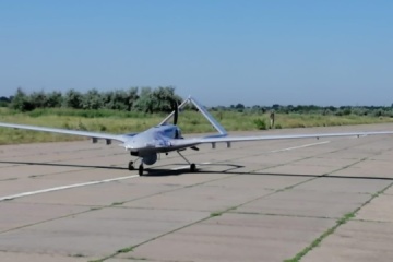 La Armada de Ucrania recibe el primer dron de combate Bayraktar