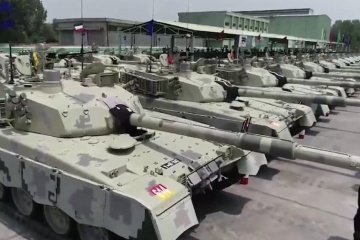 Завод Малишева чекає на замовлення Пакистаном 52 двигунів для танка Al-Khalid