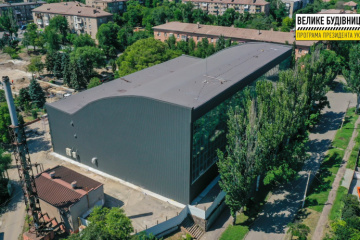 У Маріуполі реконструюють 50-метровий басейн «Нептун»