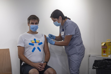 Прививку от COVID-19 получили уже более тысячи сотрудников Киевстар