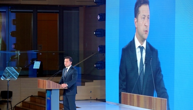 Volodymyr Zelensky ouvre le forum « Ukraine 30. Politique internationale »