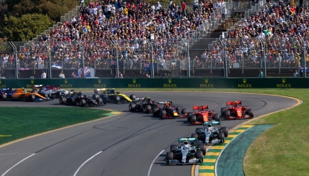 Формула-1 через пандемію скасувала Гран-прі Австралії