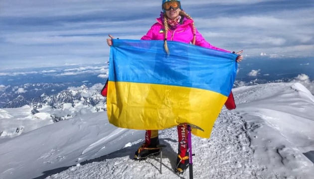 Напередодні 30-річчя Незалежності перша українка на Евересті піднімається на гору-вбивцю