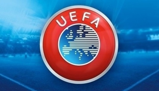 УЄФА оштрафував Асоціацію футболу Англії за дії фанатів на грі з Данією