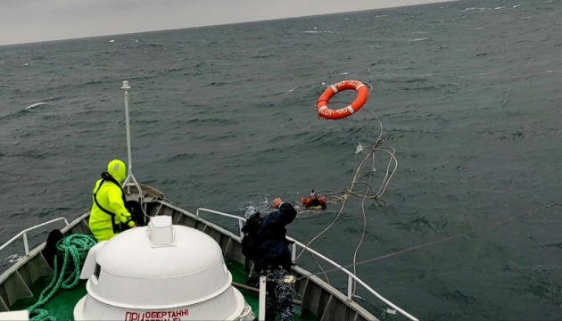 Нештатная ситуация: на учениях Sea Breeze-2021 спасли парашютиста