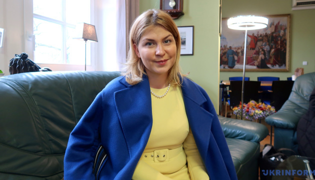 Stefanyschyna begibt sich zum zweitägigen Besuch nach Frankreich