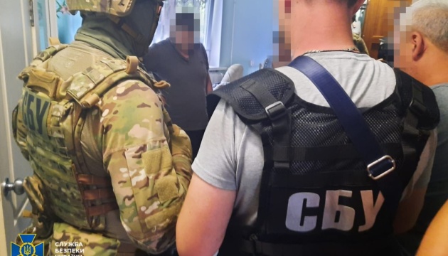 СБУ затримала російського агента, який збирав компромат на військових і чиновників