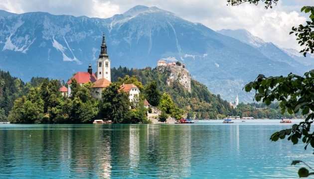 Словенія дозволила в'їзд туристам з України