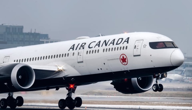 Канадська авіакомпанія Air Canada впровадила опцію перегляду фільмів українською