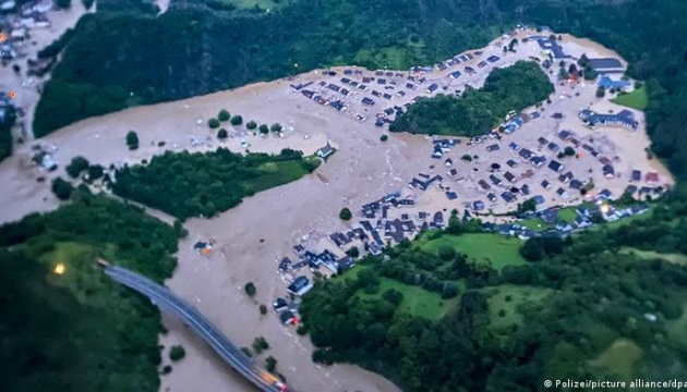 В районах лиха у Німеччині знову почалися дощі, готують евакуацію
