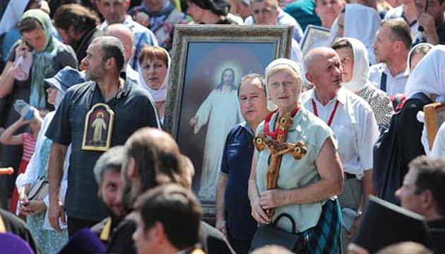 Kreuzzug Moskauer Patriarchats in Kyjiw versammelt mehr als 20.000 Gläubige