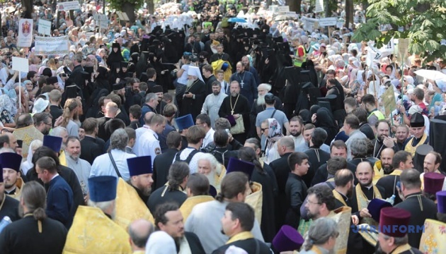 У Києві завершилася хресна хода УПЦ МП - поліція каже про 55 тисяч учасників