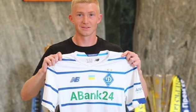 Forward Kulach moves to Dynamo Kyiv